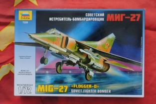 Zvezda 7228 MiG-27 FLOGGER-D Soviet Fighter Bomber